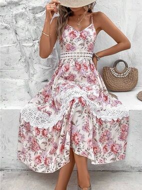 Rose-Print Lace-Trim Maxi Dress in Soft Pink